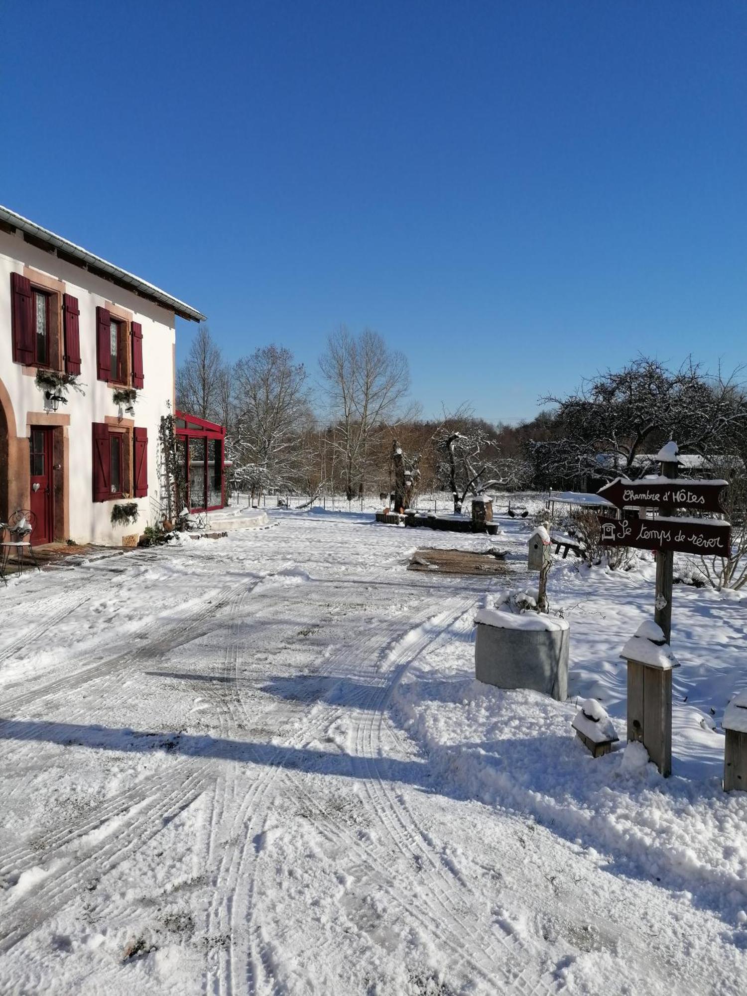 Roulotte Le Temps De Rever Bed & Breakfast Saint-Michel-sur-Meurthe Bagian luar foto